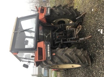 Tractor Ursus 385: foto 1