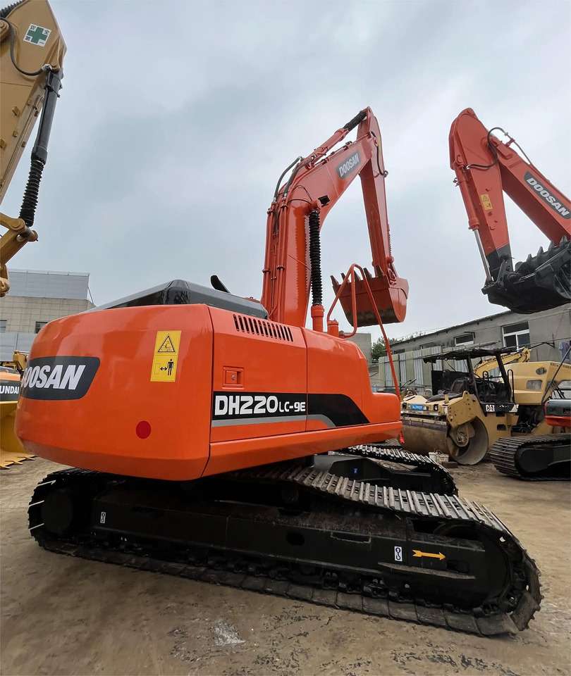 Excavadora de cadenas 90% new used 22t Doosan DH220LC-9E DH220-9 DH220-9E DH220LC-9 crawler excavator: foto 2