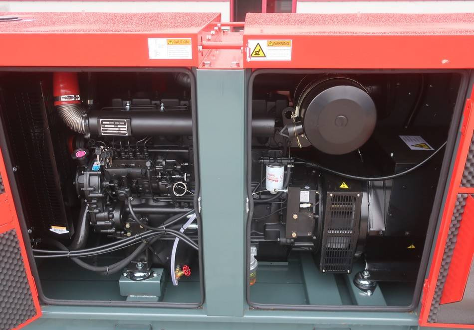Generador industriale Bauer GFS-90KW Diesel Generator 112KVA ATS 400/230V NEW: foto 18