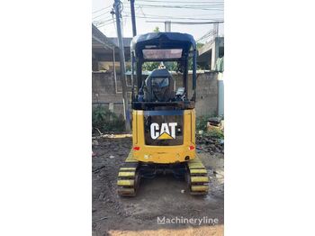 Miniexcavadora CATERPILLAR 301.7 CR original CAT compact excavator with canopy: foto 4