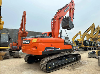 Excavadora de cadenas DOOSAN DX225 track excavator Korean hydraulic digger  20 tons 22 tons [ Copy ]: foto 3