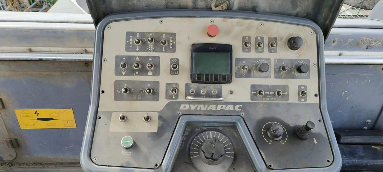 Leasing de  DYNAPAC F3030 Used Asphalt Paver DYNAPAC F3030 Used Asphalt Paver: foto 8
