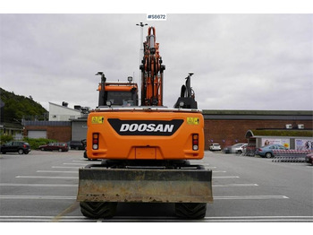 Excavadora de ruedas Doosan DX170W-5: foto 3