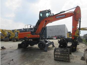 Excavadora de ruedas Doosan DX210 W-5: foto 1