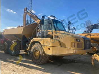 Caterpillar 730C2 - Dúmper articulado