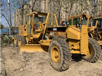 Grader CATERPILLAR 140G