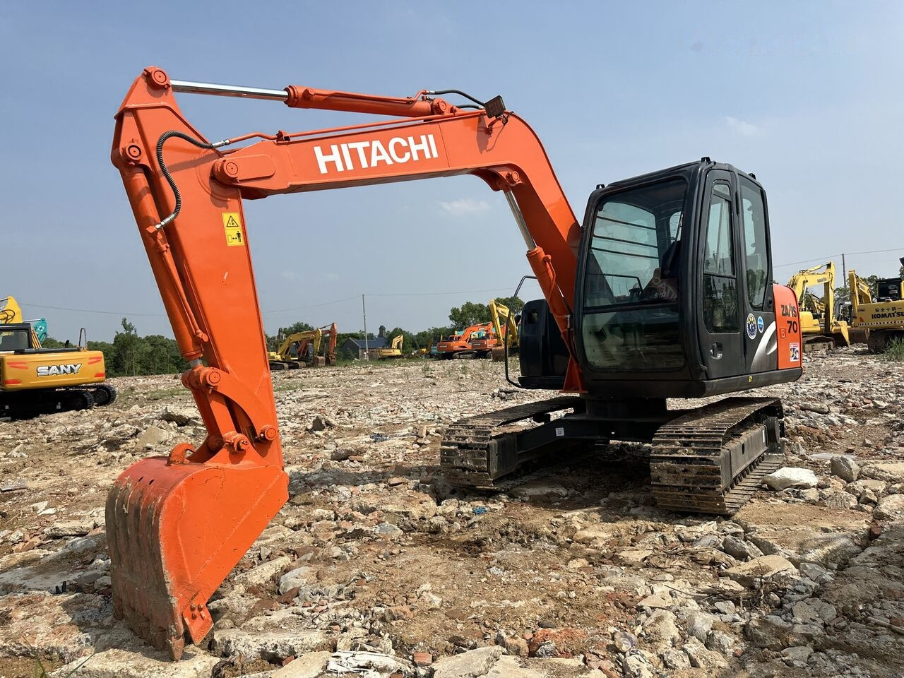 Excavadora de cadenas Hitachi ZX70: foto 2