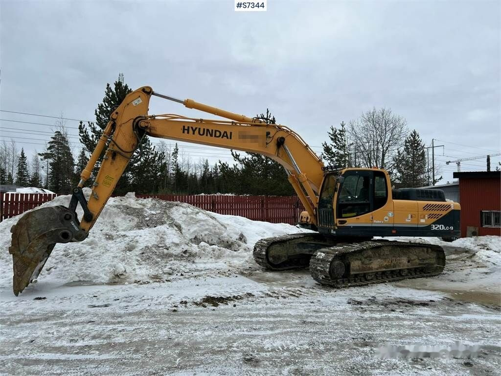 Excavadora de cadenas Hyundai 320LC-9 Excavator: foto 7