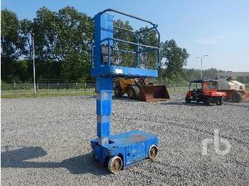 UPRIGHT TM12 Electric Vertical Manlift - Plataforma articulada