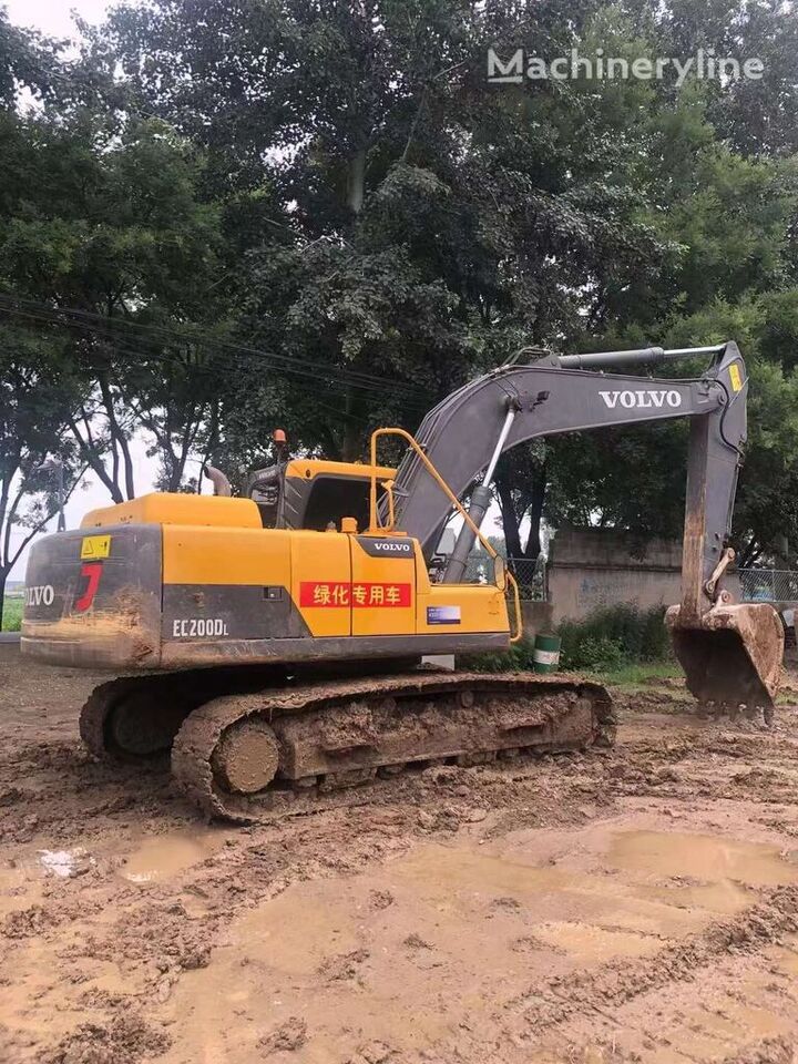 Excavadora de cadenas VOLVO EC200 D track hydraulic digger excavator 20 tons: foto 2