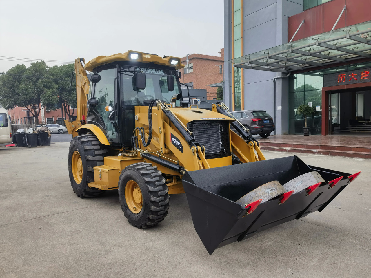 Retroexcavadora used front end 4x4 loader CAT Caterpillar used backhoe loader 420F cheap price for sale: foto 2