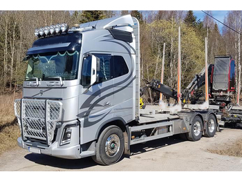 Transporte de madera VOLVO FH 540