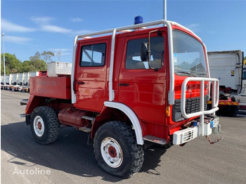 Camión de bomberos RENAULT