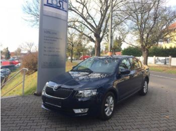 Skoda Octavia 1.6  - Coche