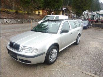 Skoda Octavia 1.9 TDI PD Combi Advance 4x4  - Coche