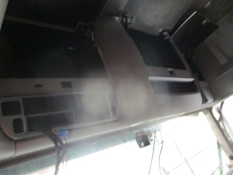 Cabina e interior para Camión DAF Dashboard DAF XF 106 MODEL 2021 480: foto 2