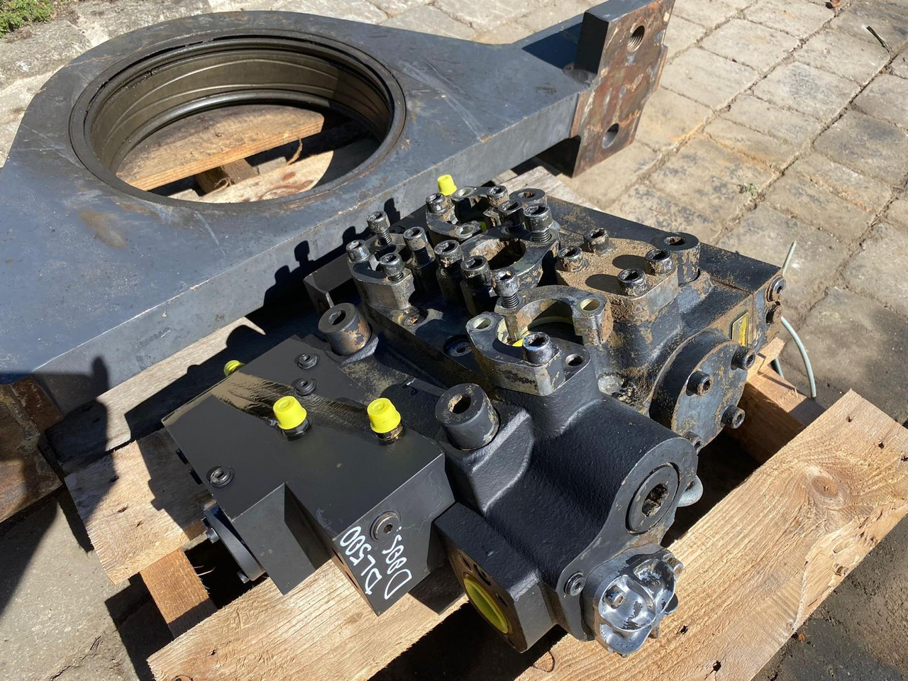 Válvula hidráulica para Maquinaria de construcción Doosan DL 500: foto 7