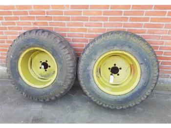 Goodyear 12,5/80-18  - Neumáticos y llantas