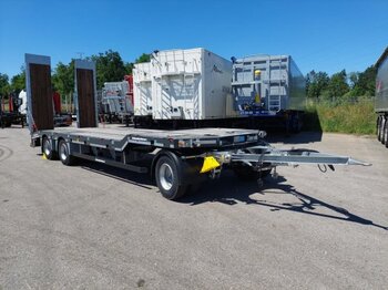 Remolque góndola rebajadas para transporte de equipos pesados nuevo Kässbohrer SM3 Tieflader, mit Laderampen: foto 1