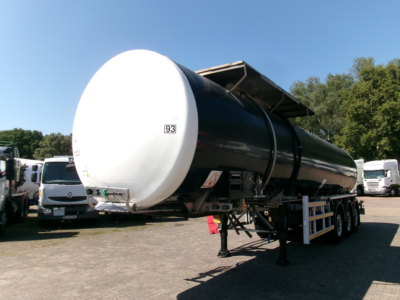 Leasing de Clayton Bitumen tank inox 33 m3 / 1 comp + ADR Clayton Bitumen tank inox 33 m3 / 1 comp + ADR: foto 1
