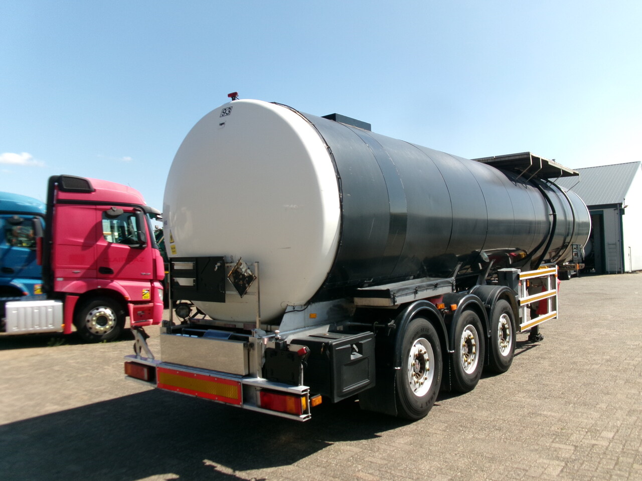 Leasing de Clayton Bitumen tank inox 33 m3 / 1 comp + ADR Clayton Bitumen tank inox 33 m3 / 1 comp + ADR: foto 4