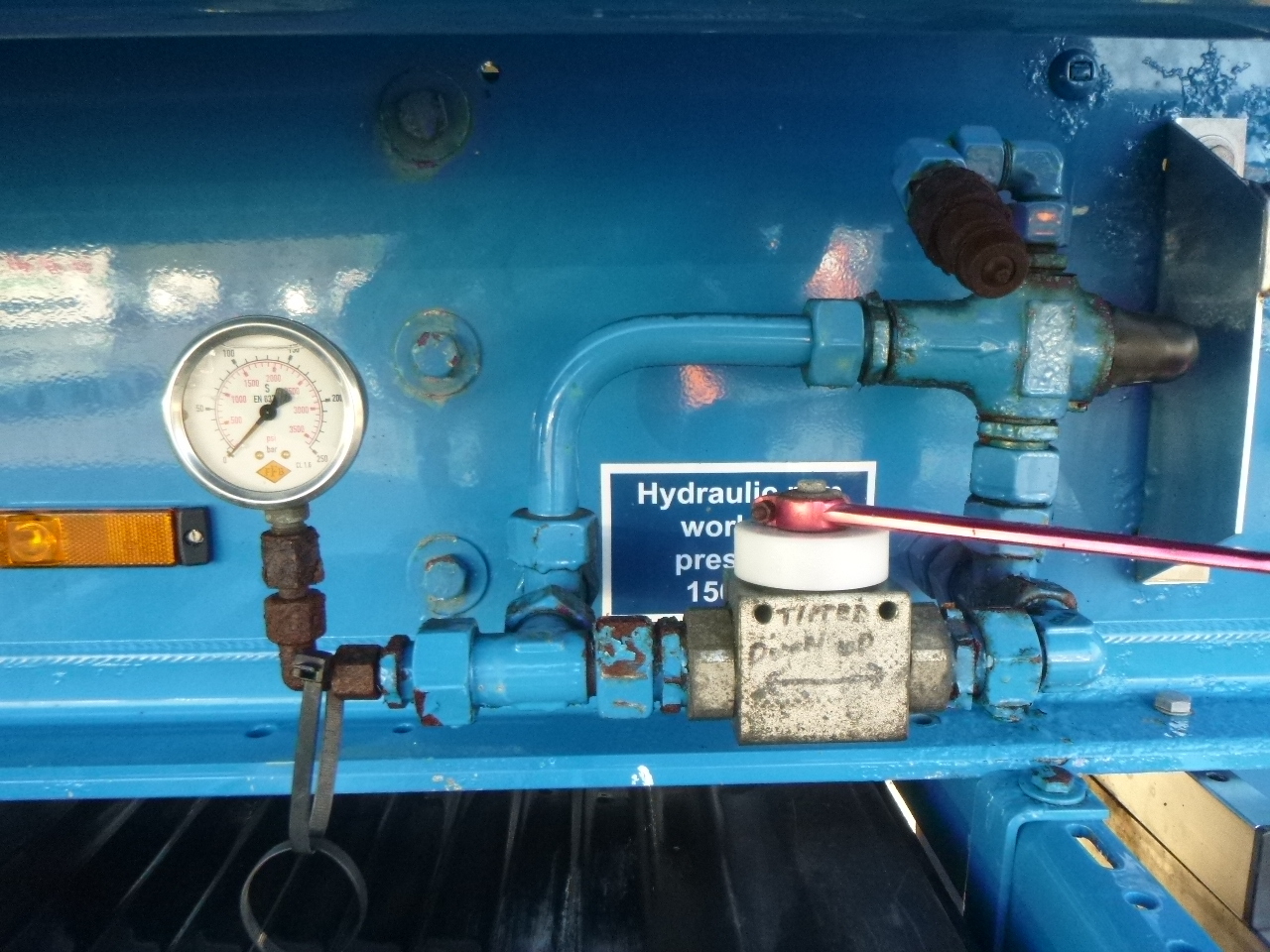 Semirremolque cisterna para transporte de harina Feldbinder Powder tank alu 60 m3 / Compressor diesel engine.: foto 21
