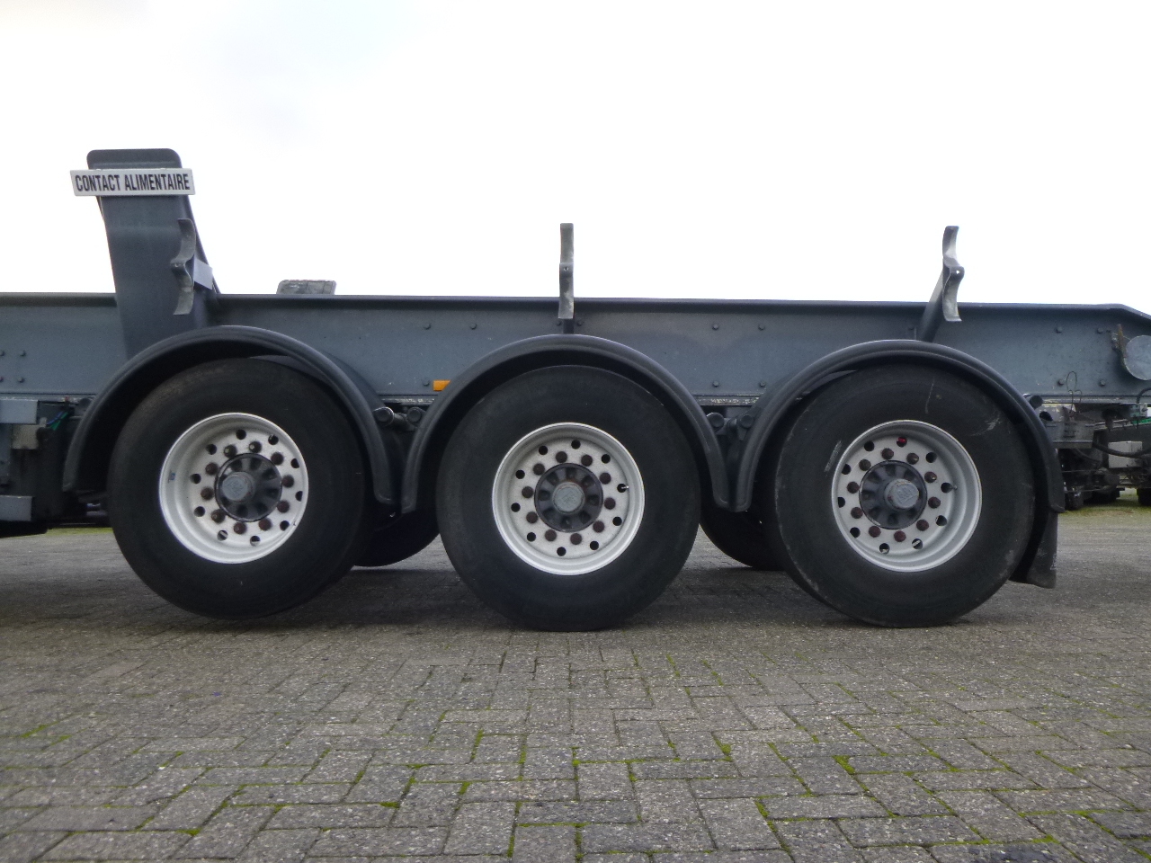 Leasing de Filiat 3-axle tank trailer chassis incl supports Filiat 3-axle tank trailer chassis incl supports: foto 11