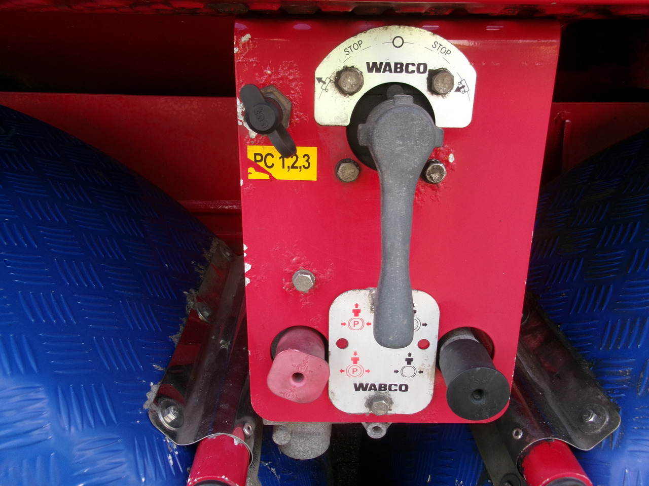 Semirremolque cisterna para transporte de combustible L.A.G. Fuel tank alu 44.4 m3 / 6 comp + pump: foto 19