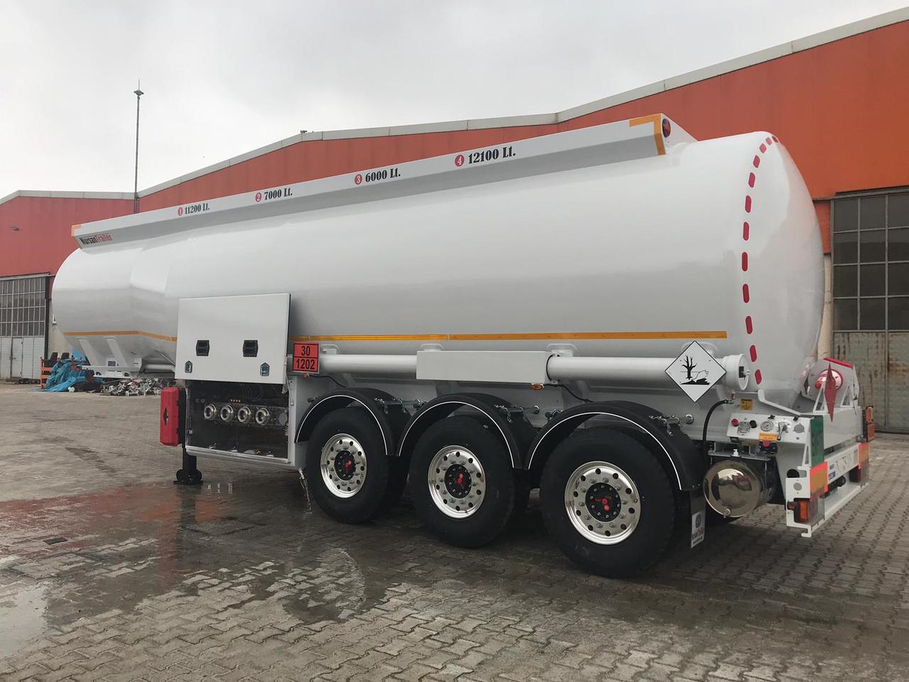 Semirremolque cisterna para transporte de combustible nuevo NURSAN Aluminium Fuel Tanker: foto 4