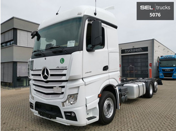 Camión chasis MERCEDES-BENZ Actros 2545