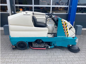 Barredora TENNANT 8300