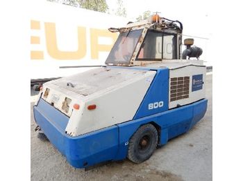  LOT # 0201 -- 2010 Tennant 800 - Barredora vial