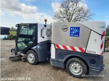 Nilfisk City Ranger 3500 - Barredora vial