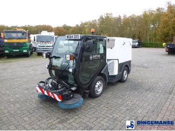 Nilfisk City Ranger CR3500 street sweeper - Barredora vial