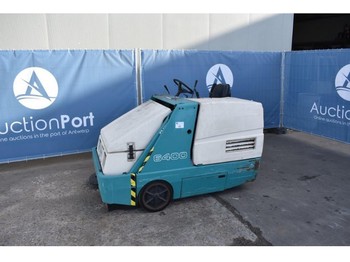 TENNANT 6400 - Barredora vial