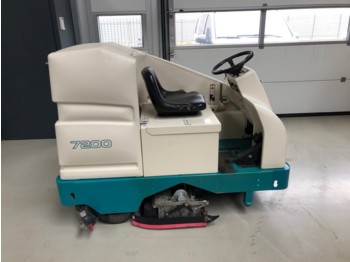 TENNANT 7200 Schrobmachine - Barredora vial