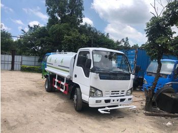 ISUZU water sprinker truck - Vehículo municipal
