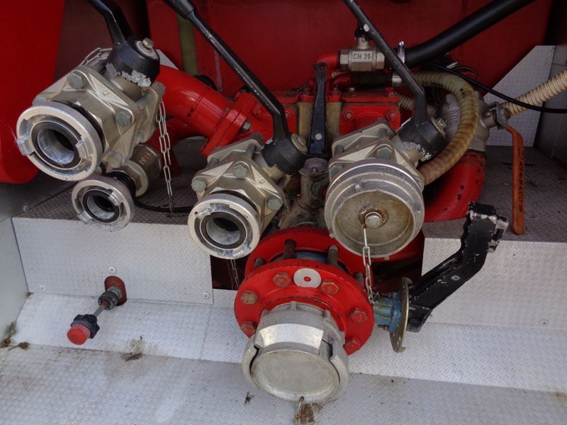 Camión de bomberos Iveco 135-17 Manual + Firetruck: foto 15
