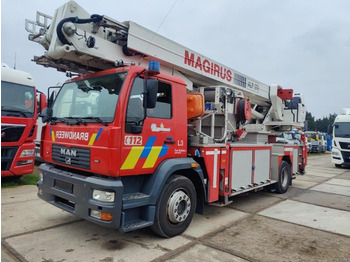 Camión de bomberos MAN 18.284 Magirus Hoogwerker / Firetruck / Ladderwagen: foto 1
