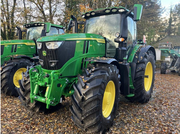 John Deere 6R230 - Tractor: foto 1