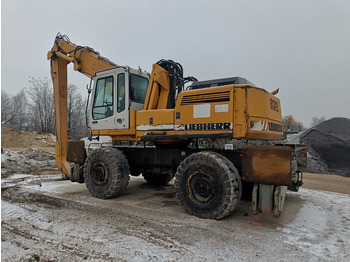 LIEBHERR A 932 Litronic - Manipulador de materiales: foto 4