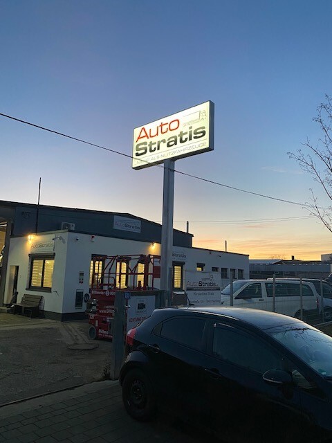 AutoStratis - Furgonetas - 4x2 undefined: foto 3