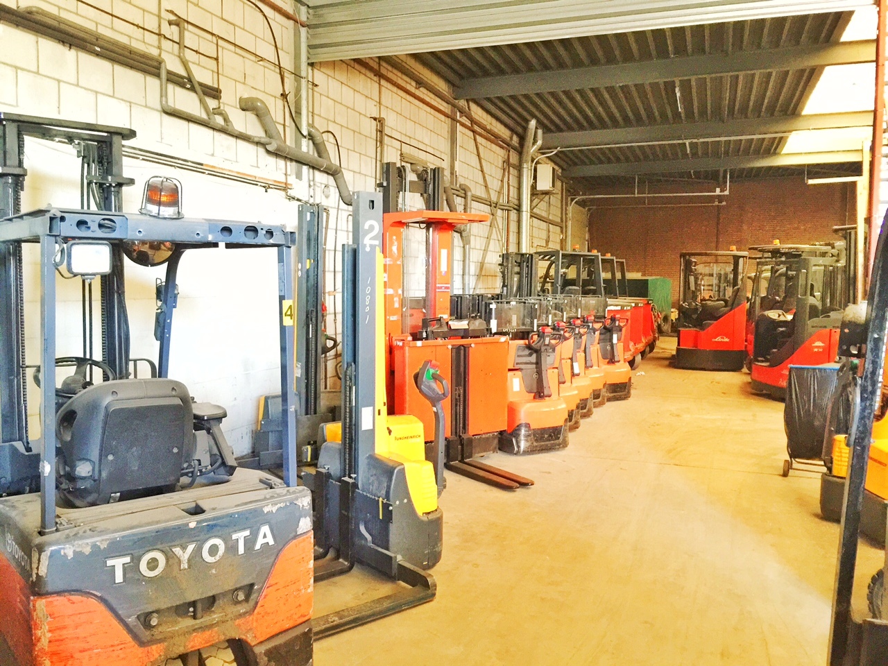 Van den Bosch vorkheftrucks B.V. - anuncios sobre venta undefined: foto 5