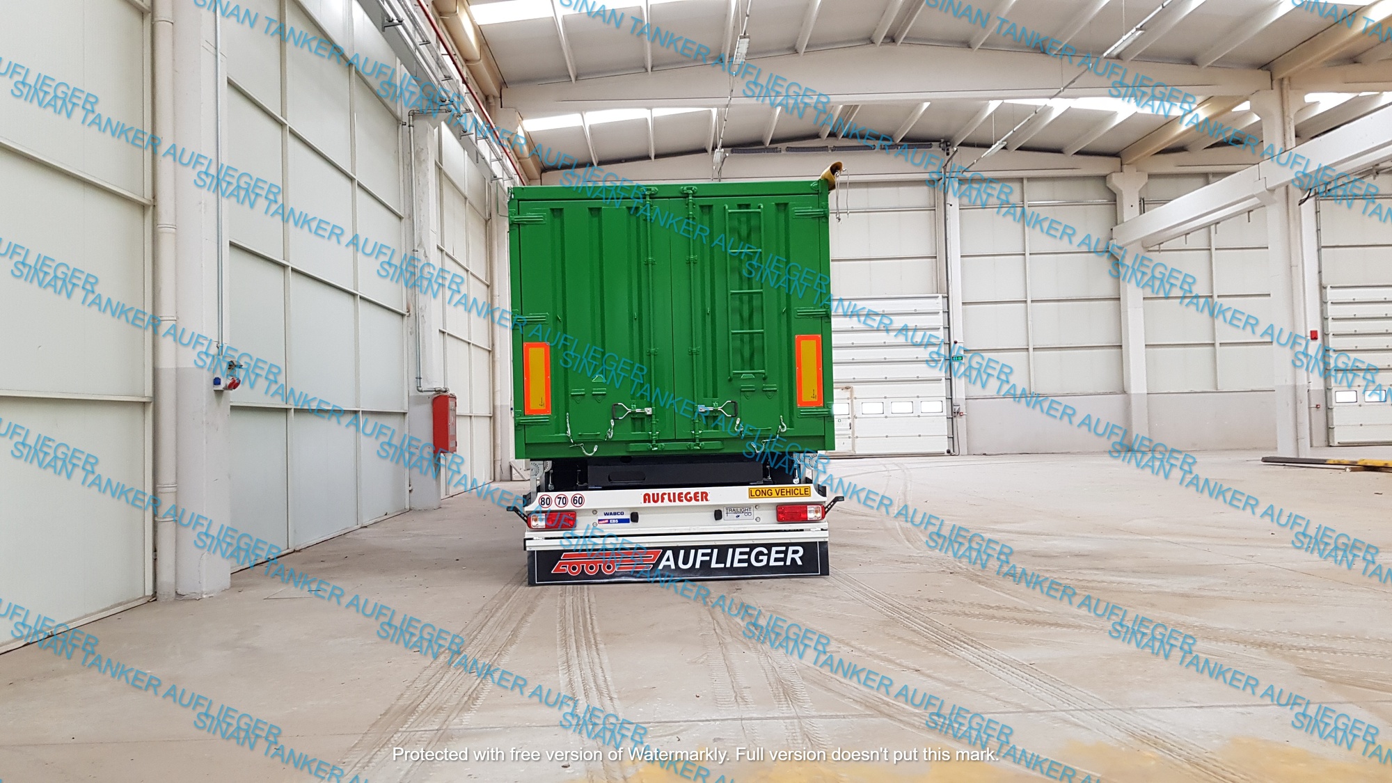 SİNANLI TANKER - TRAILER - anuncios sobre venta undefined: foto 2