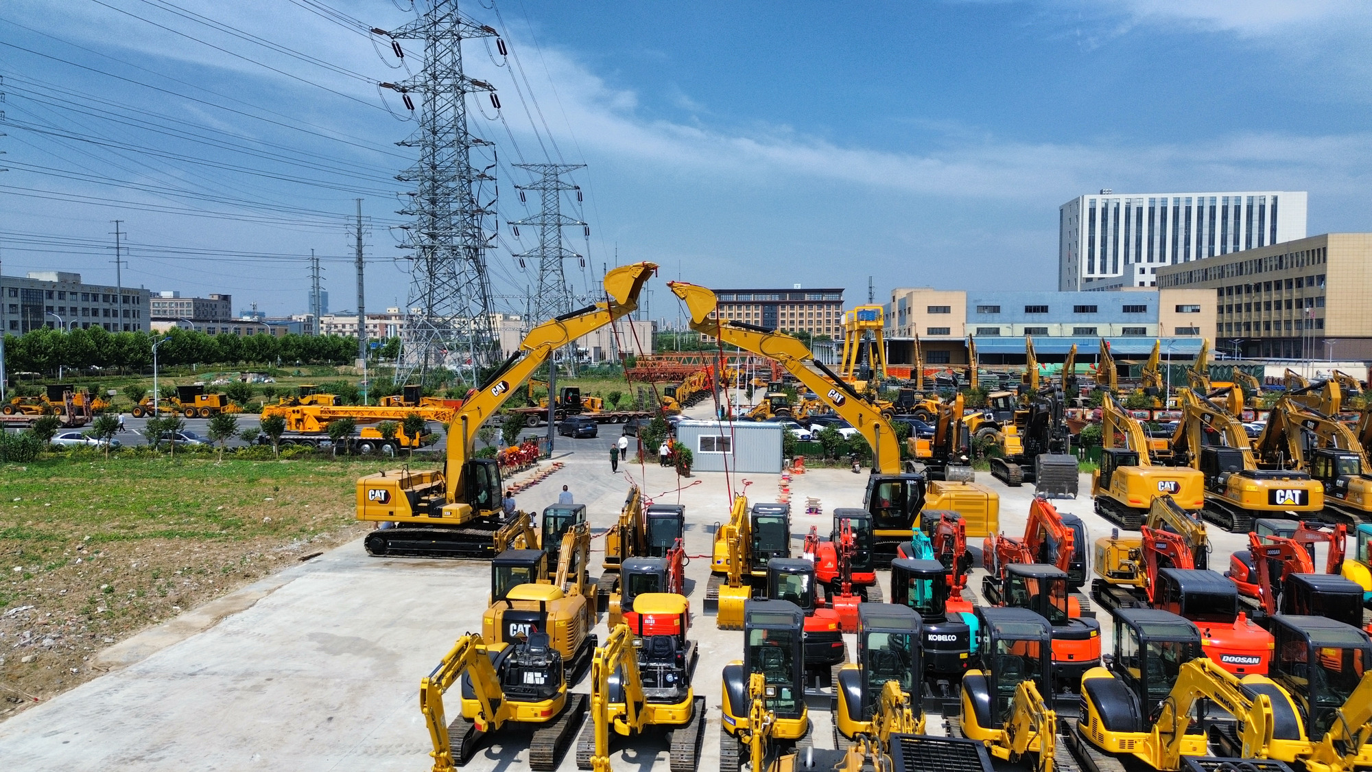 Toaks International Trading Company - Maquinaria de construcción CATERPILLAR - Año: 2021, Euro 3 undefined: foto 4