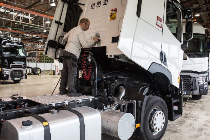 Renault Trucks France - Cabezas tractoras - Año: 2019 undefined: foto 10
