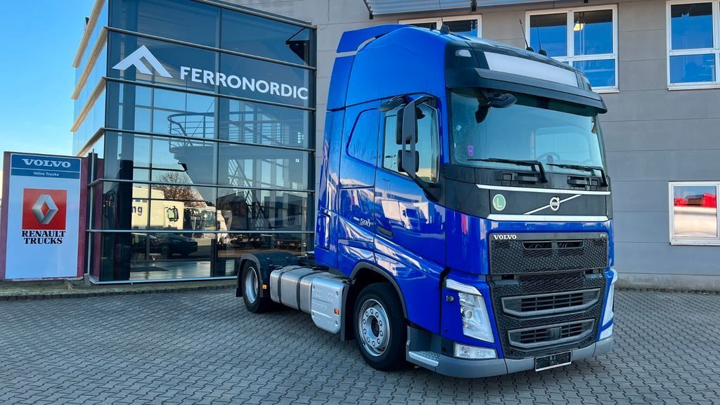 Ferronordic Used Trucks GmbH - Camiones VOLVO - 6x2, Euro 6 undefined: foto 2