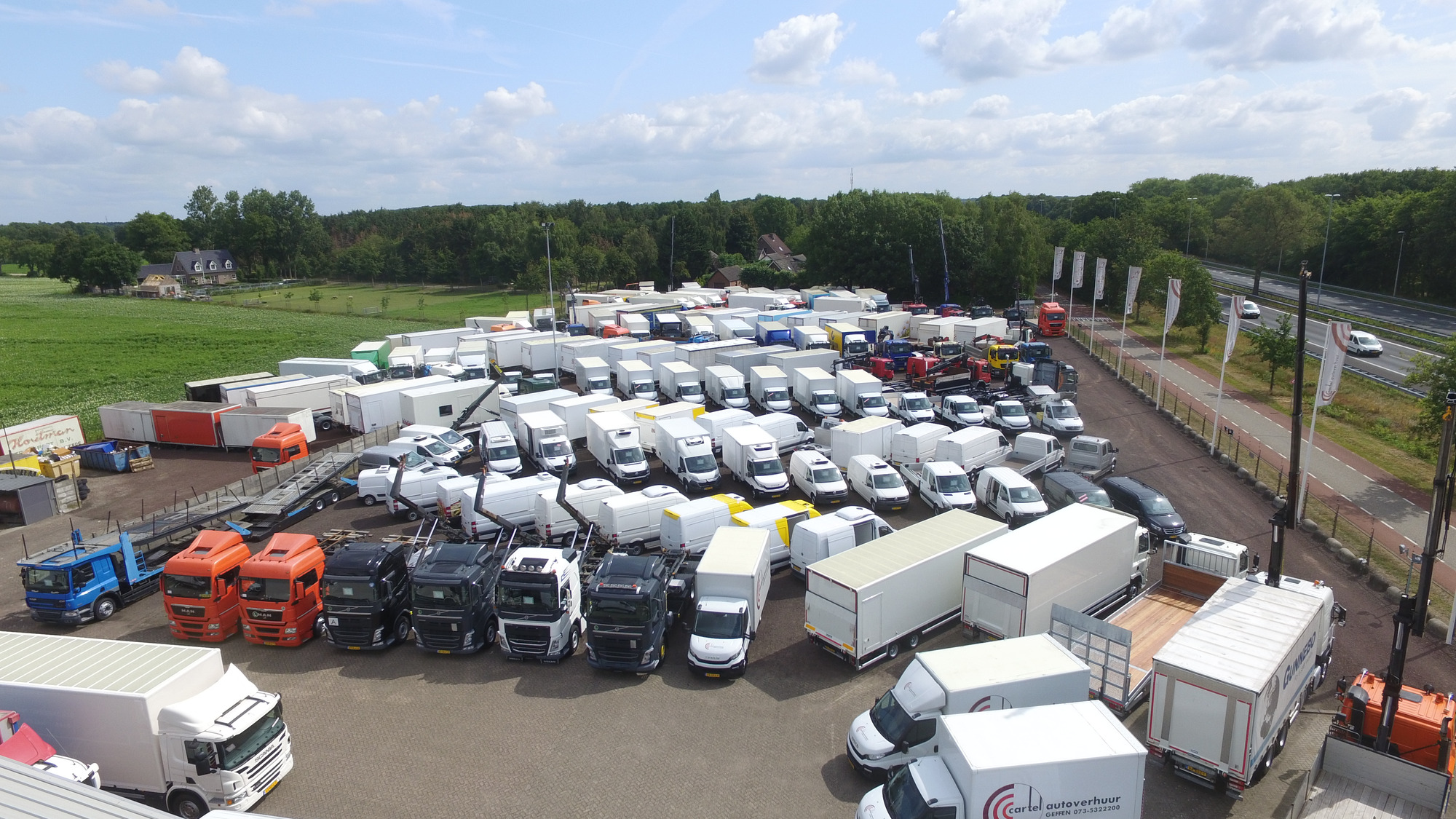 COPPENS TRUCKS BV - Semirremolques undefined: foto 2