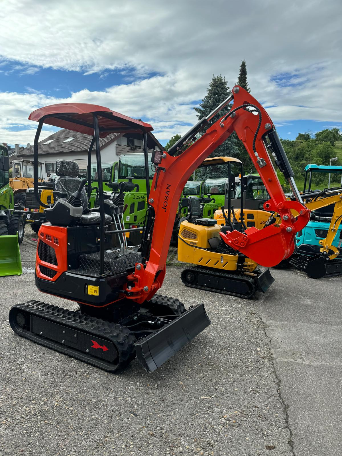 Josan Baumaschinen e.K.  Sandra Stapf undefined: foto 4