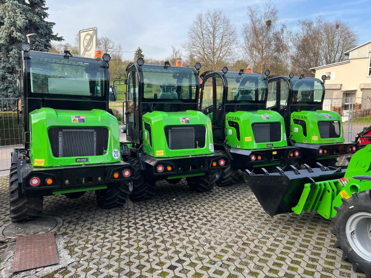 Josan Baumaschinen e.K.  Sandra Stapf undefined: foto 5